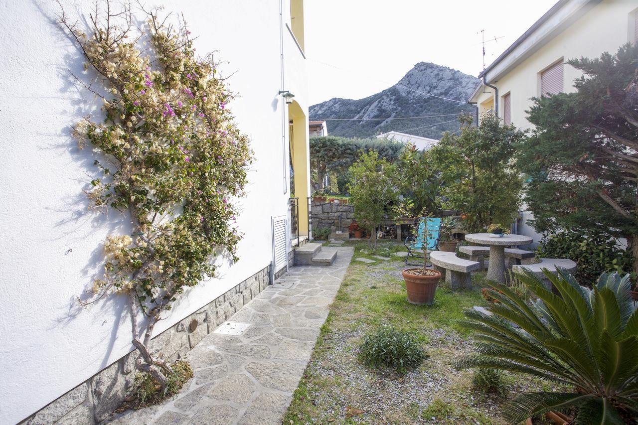Appartamento Pomonte La Posta - Goelba ภายนอก รูปภาพ